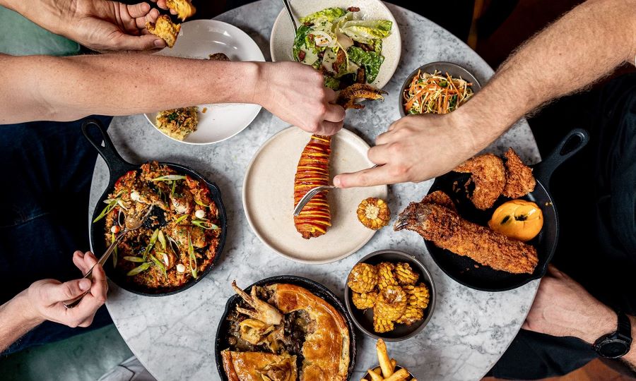 Discover Fowl: The Best St James Park Restaurant for Chicken Lovers